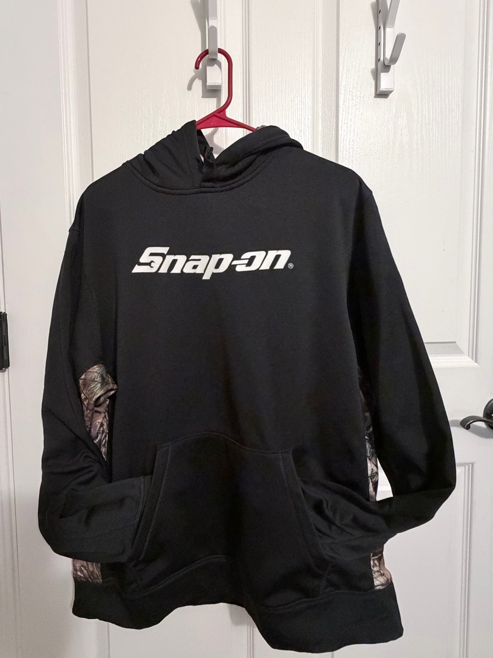 Mens Snap-On Tools Hoodie with Realtree Camo